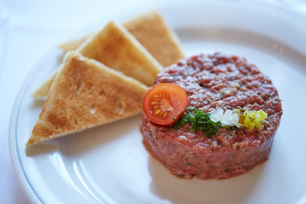 Hotel Brasserie Au Violon بازل المظهر الخارجي الصورة