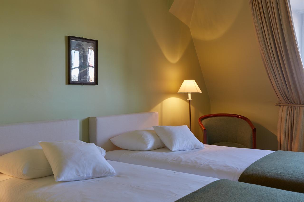 Hotel Brasserie Au Violon بازل المظهر الخارجي الصورة